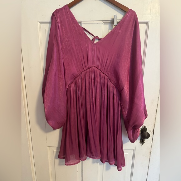 Beautiful shimmer dress size 1xl - Picture 3 of 5
